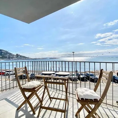 Estudio Frente Al Mar En Con Terraza 아파트