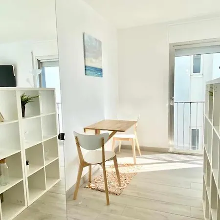 Estudio Frente Al Mar En Con Terraza Apartment Roses