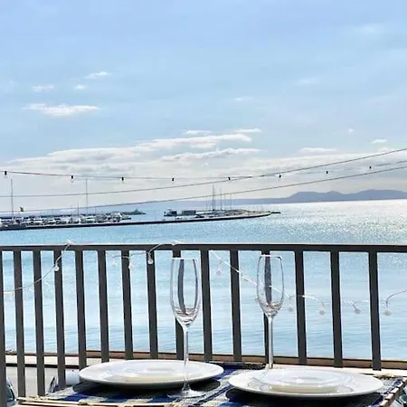 Estudio Frente Al Mar En Con Terraza 아파트 *